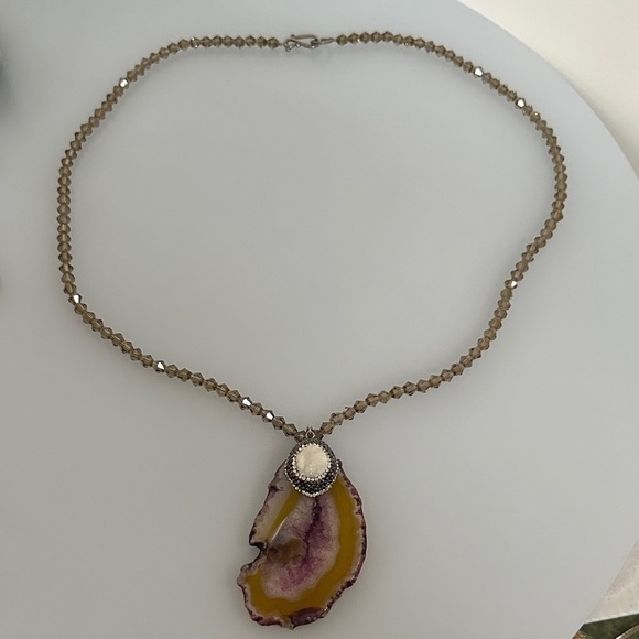 JADE stone Purple and Gold Pendant Necklace​​​​​​ - Picture 11 of 12